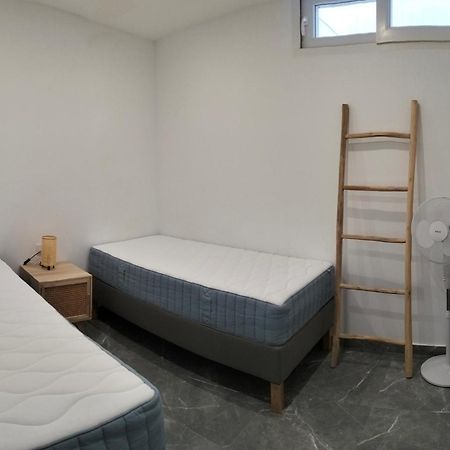 Villa Domicil De Luxe Τορεβιέχα Εξωτερικό φωτογραφία